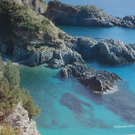 לינה וארוחת בוקר La Voce Del Mare קזאל ולינו
